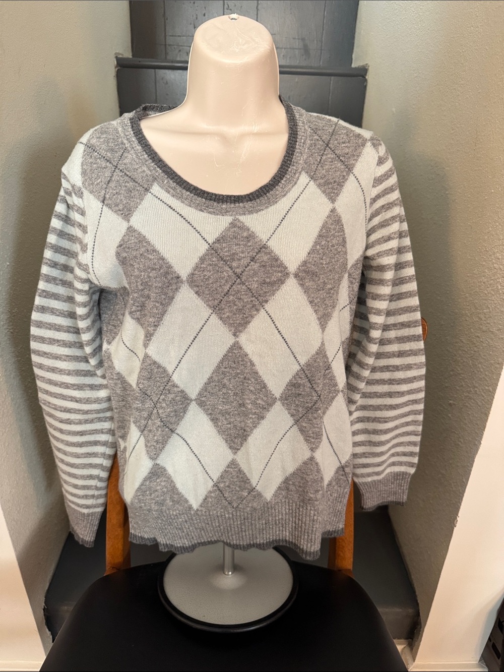Unjour Ailleurs wool blend sweater W0